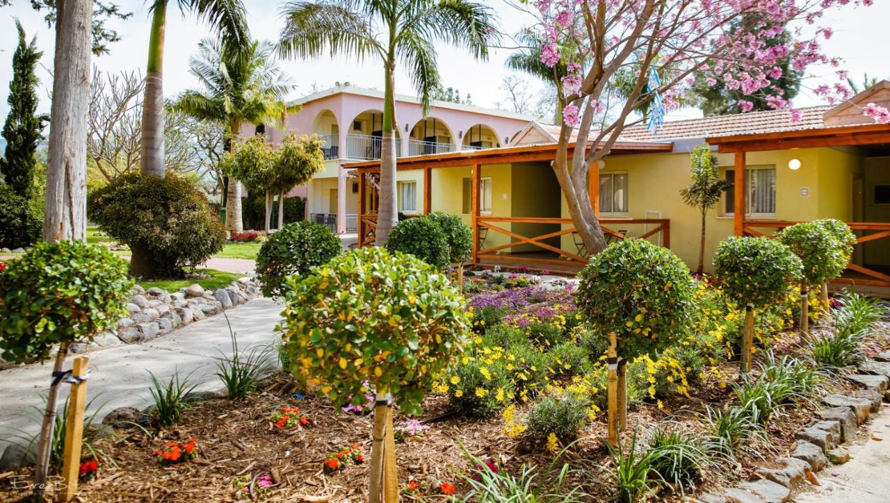 Shaar Hagolan Kibbutz Country Lodging Zewnętrze zdjęcie