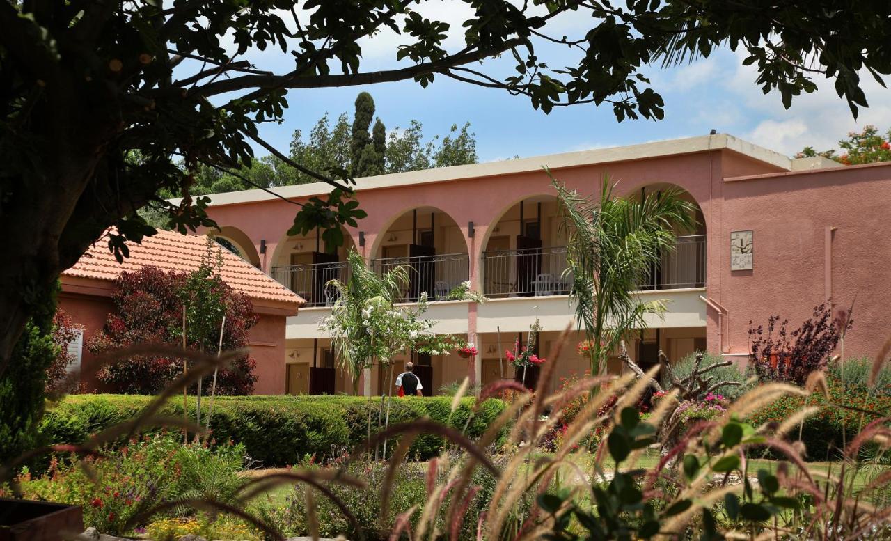 Shaar Hagolan Kibbutz Country Lodging Zewnętrze zdjęcie