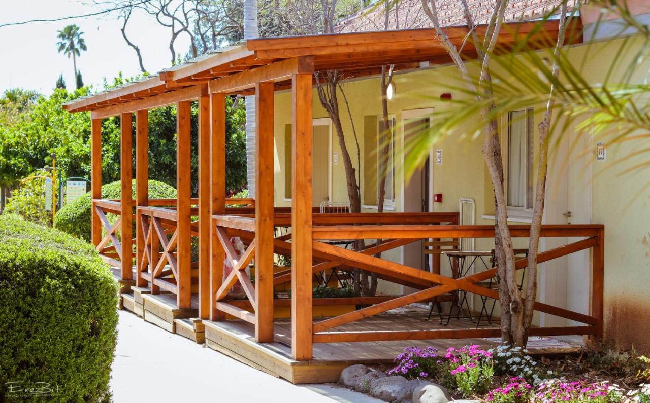Shaar Hagolan Kibbutz Country Lodging Zewnętrze zdjęcie